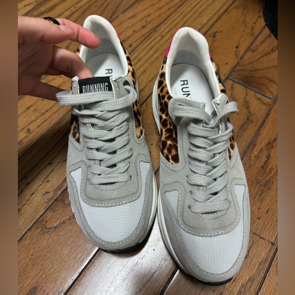Sneakers size 38